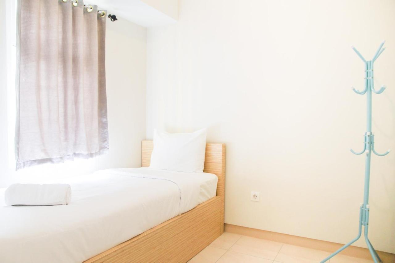 Simply Minimalist 2Br The Springlake Summarecon Apartment By Travelio Bekasi Exterior foto