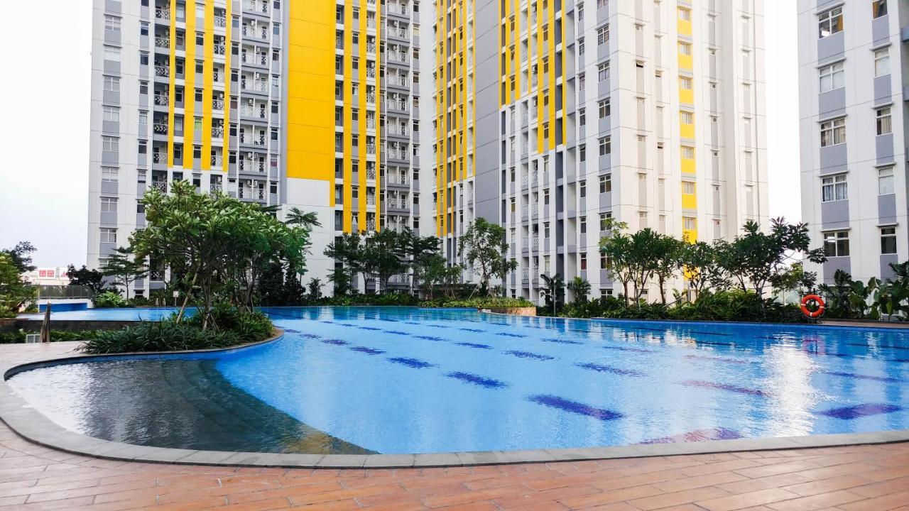 Simply Minimalist 2Br The Springlake Summarecon Apartment By Travelio Bekasi Exterior foto